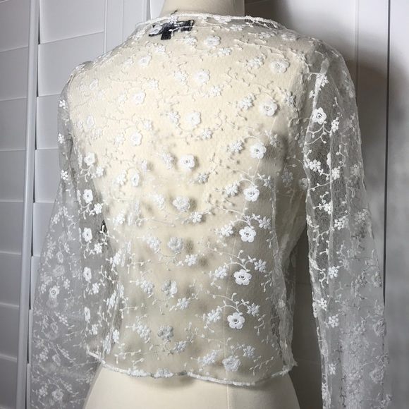 Sheer White Flower Detailed Top - Picture 3 of 5